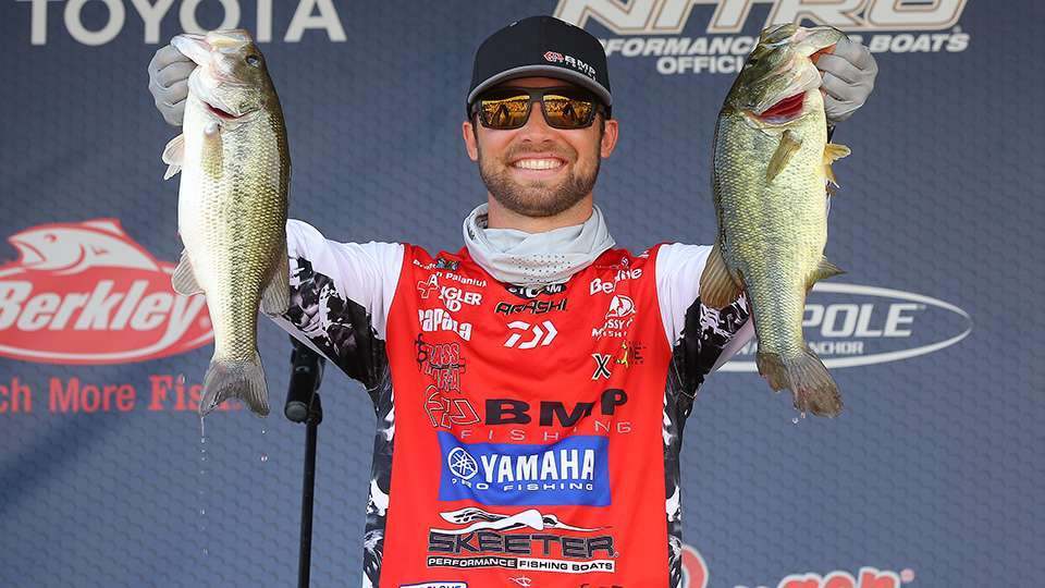 With 14-14, the second biggest of Day 2, Brandon Palaniuk jumped from 54th to 17th. His bid to join the Top 10 on Championship Monday fell just over a pound short, but his 11th-place finish landed him fourth in AOY, 63 points behind the leader.
