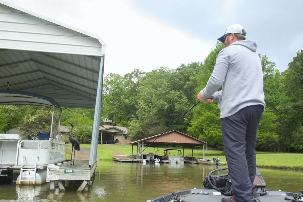<b>10:38 a.m.</b> Canterbury buzzes another shallow canal without success.
<BR><BR>
<B>3 HOURS LEFT</B><BR>
<b>10:45 a.m.</b> A big fish swats the swimbait a few feet from the boat but doesnât hook up. âThat was another Â­5-pounder! It just headbutted the bait.â <br>
<b>10:53 a.m.</b> Canterbury ties on his signature Dirty Jigs Flippinâ Jig (1/2-ounce, in the hematoma pattern), adds an Okeechobee craw Dagger trailer and exits the muddy canal. Patches of blue are breaking through the cloud cover and the wind is roaring. 
