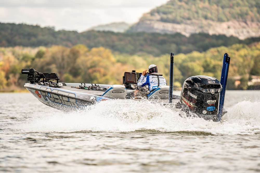 There will be 98 anglers fishing Thursday and Friday â Gary Clouse has taken a medical hardship â vying for the five heaviest largemouth and spotted bass, which must measure at least 12 inches. The field will be cut to 48 for Saturdayâs semifinal round and the Top 10 will vie for the $100,000 first-place prize on Championship Sunday.