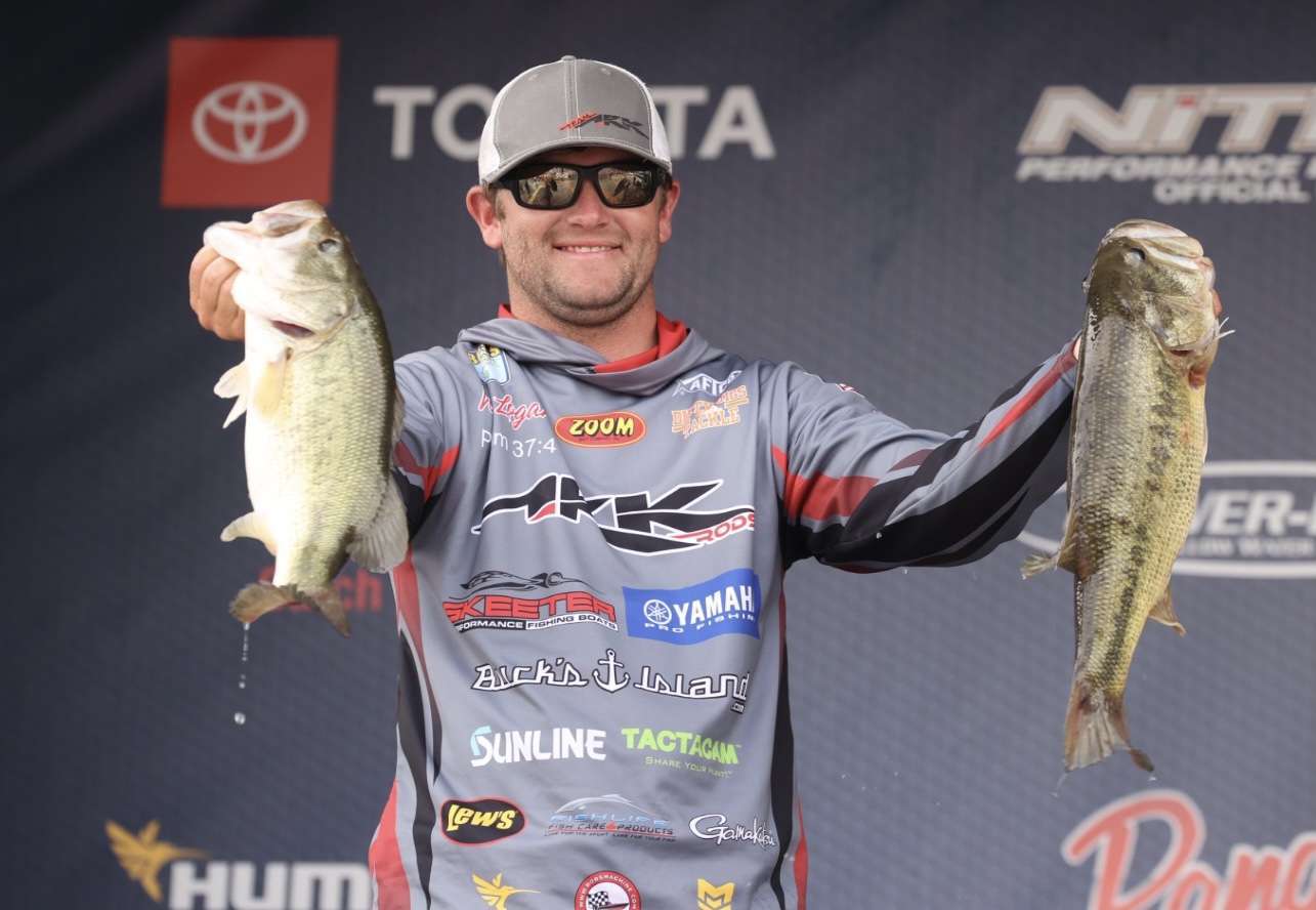 The big bag of Semifinal Sunday came from eventual winner Logan, who landed a 5-4 to bolster his 16-15 limit. He began ninth with 14-1, moved to eighth with 12-8 and climbed atop the leaderboard on his home lake by tying for biggest limit of the tournament. His mother posted it was the best Motherâs Day gift he could present her.
