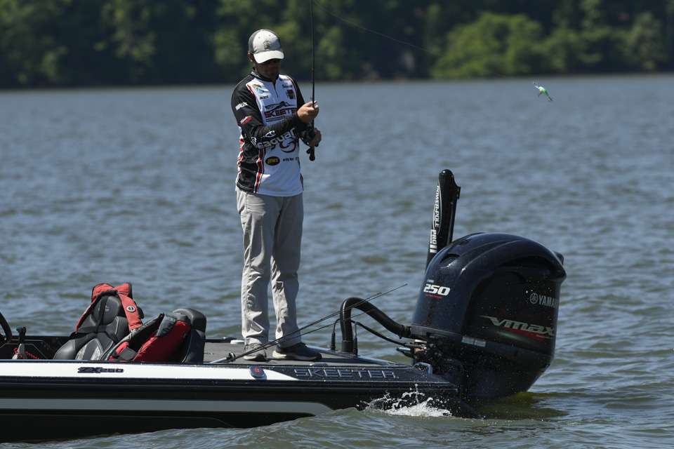 <b>John Garrett (3rd; 56-11) </b><br> While a morning shad spawn played a role the first two days, Garrett caught most of his better bass on a 16-foot ledge in front of spawning areas. Devoting his final day to this area, he caught all of his fish on a deep diving crankbait.  