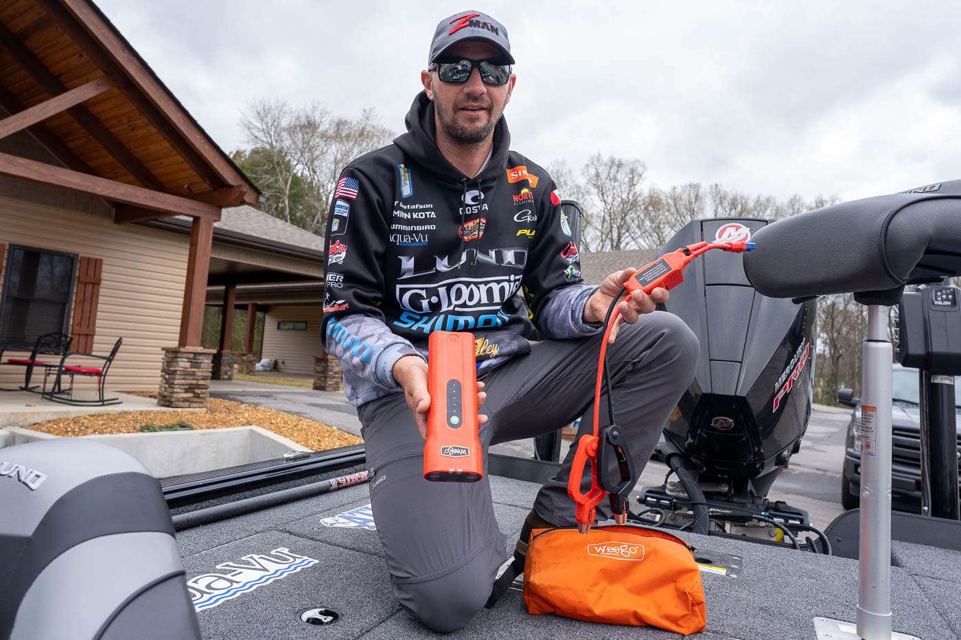 He's the third pro I've seen with one of these Weego jump starters. He's not sponsored by them. Call Gussy, Weego! He loves your product. He had to use it at Hartwell during an Elite, and it saved his day. 
