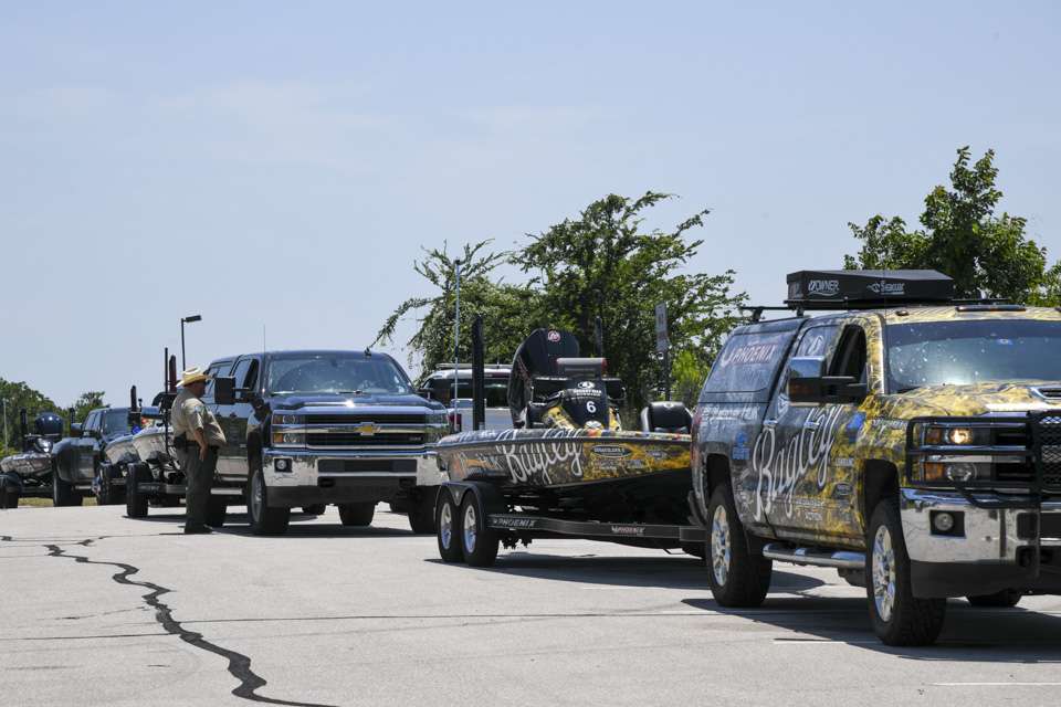 A unique set of circumstances is going on this week at the Academy Sports + Outdoors Bassmaster Classic presented by Huk. The Lake Ray Roberts tournament is being held in summer.