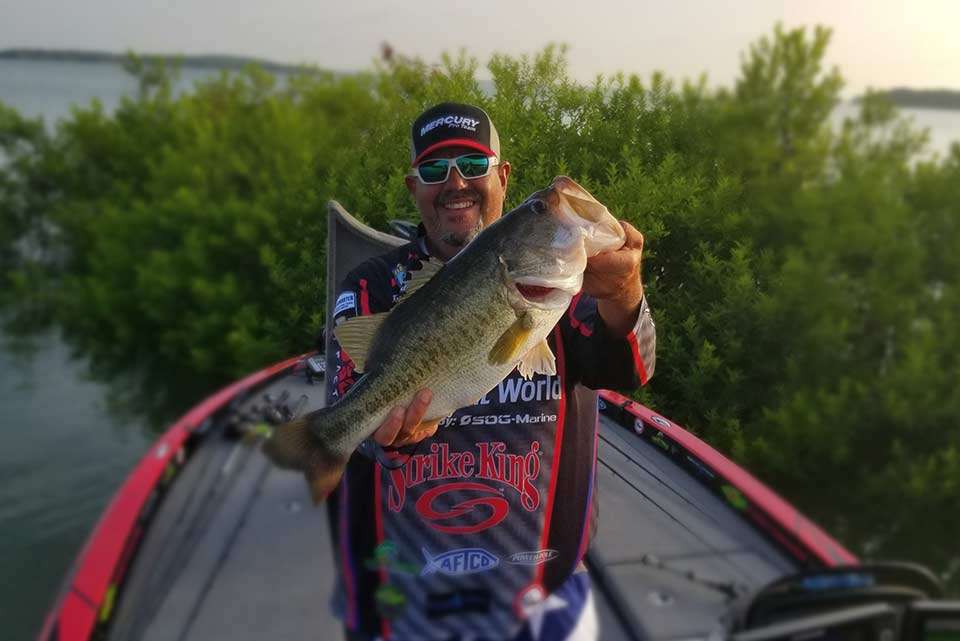 Frank Talley of Temple, Texas, said he got super excited when he leaned back on the 8-3 bass that bit from bushes in 3 feet of water. âTo do it in the Classic is exhilarating. I mean, in the first hour of the first day, it don't get any better than that,â he said.