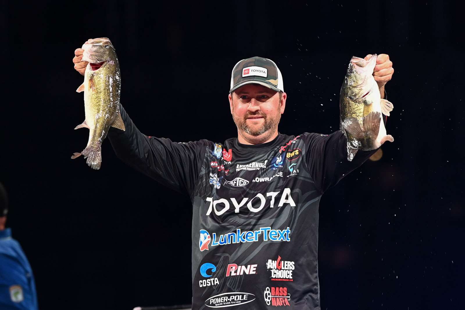 Bringing in solid limits was also critical to success. Matt Arey of Shelby, N.C., followed his 15-5 first day with 15-12 to jump from 17th to fifth. Arey started the season slowly but has gained momentum. Falling as far as 78th in the Bassmaster Angler of the Year standings, Arey has climbed to 40th with a good finishes, including 18th at Lake Fork and a fifth at Neely Henry. He continued his run at Ray Roberts.