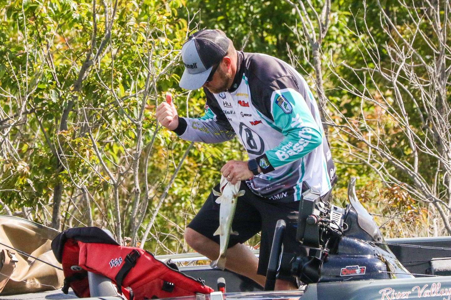 Jones was in the hunt and also needed a giant to make up a deficit of more than 5 pounds. With most all his family and around 100 fans at Dickies Arena, Jones weighed 13-0 to finish third. He earned $40,000, his biggest payday in B.A.S.S. since his second Opens win on the Arkansas River out of Muskogee, Okla., to qualify for the Classic. His showing has Jones planning to make the jump to the Elite Series.