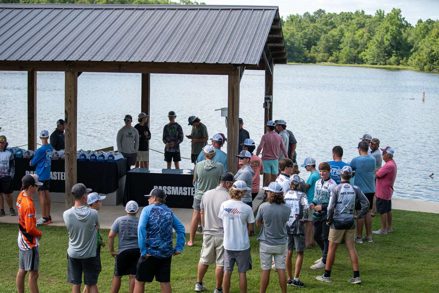 Teams gathered at Beeswax Creek for the final 2021 Mossy Oak Fishing Bassmaster High School Series at Lay Lake presented by Academy Sports + Outdoors before the Championship next month. 