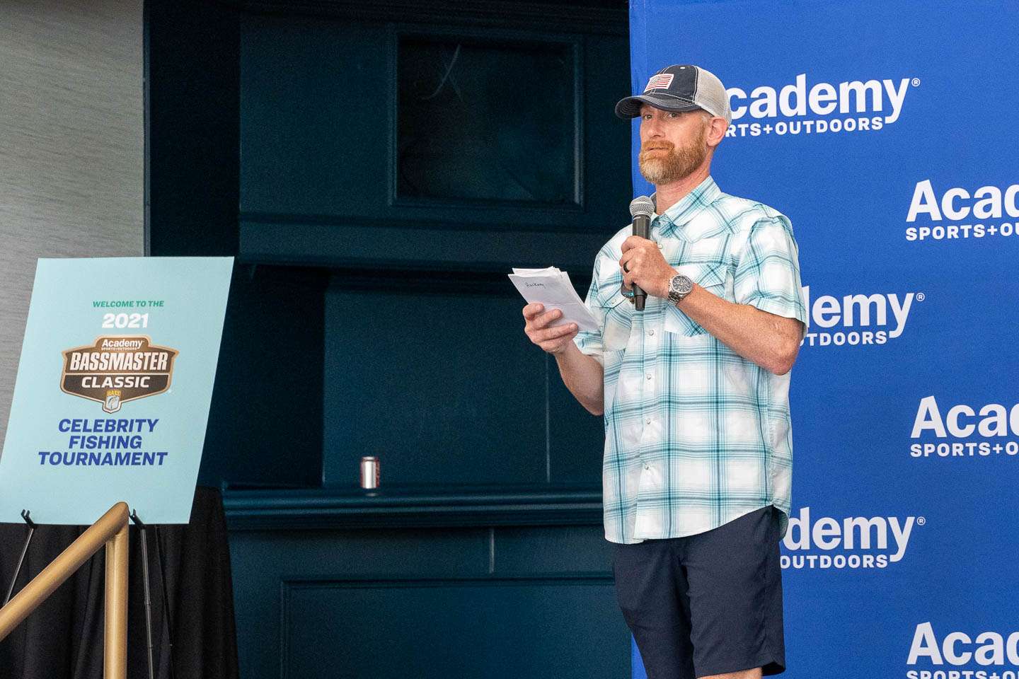 Kicking off the week at the Academy Sports + Outdoors Bassmaster Classic presented by Huk was a special event pairing sports celebrities, pro fishermen and media members together. Marty Smith, from ESPN emceed the festivities. 