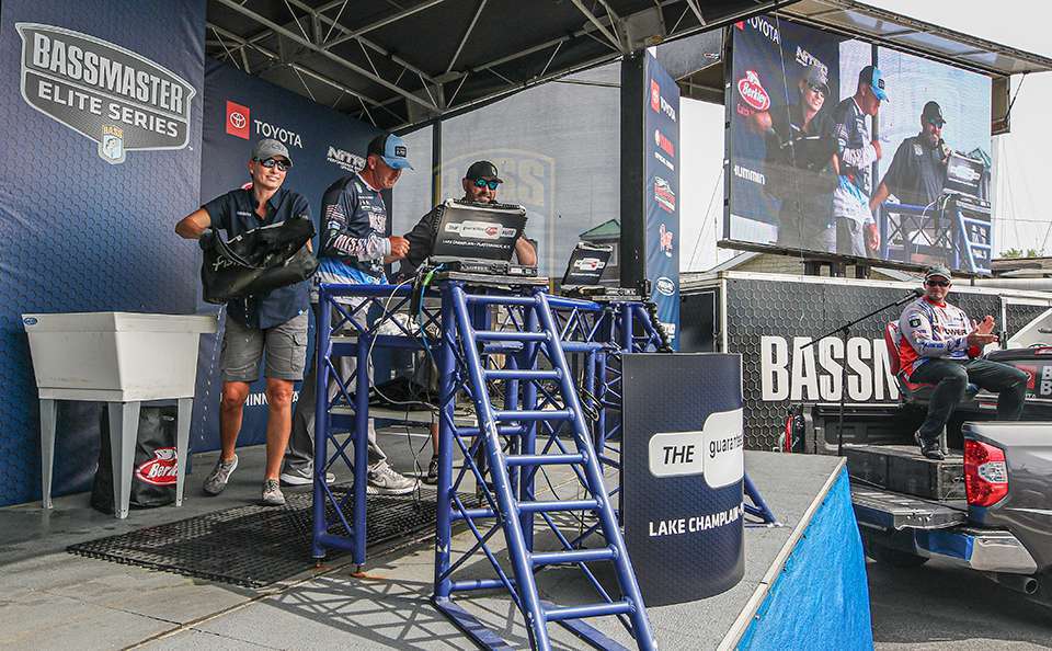 As the 2021 Bassmaster Elite Series season neared the end, why not make the winning come down to the wire? It happened on Championship Sunday at the Guaranteed Rate Bassmaster Elite at Lake Champlain. The lead changed multiple times throughout the final round at the eighth of nine events.  <br><br> <em>All captions: Craig Lamb</em> 