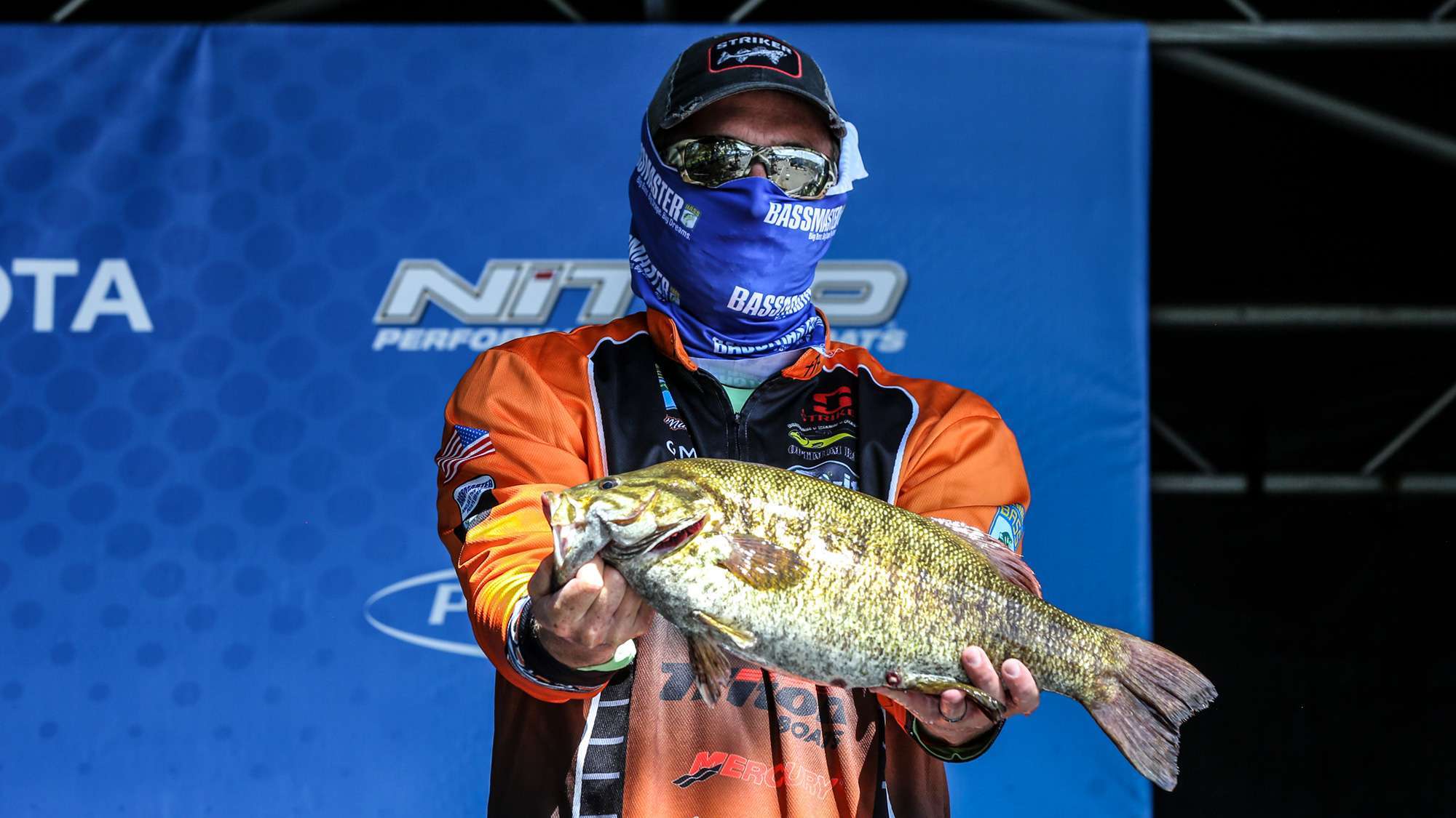 Big smallmouth bass also help reign in fans. Paul Mueller brought in this 7-pound, 13-ounce smallmouth in last yearâs tournament. His personal best is believed to be the largest ever caught in Bassmaster competition, and that freak of nature helped Mueller to a 27-1 bag and a lead through the first three days.