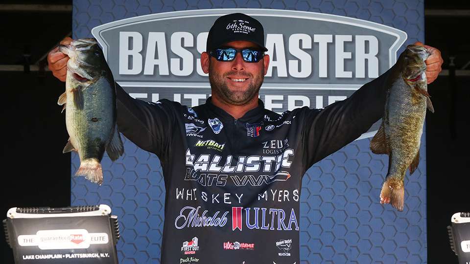 After bags of 20-5 and 20-0, the size in Livesay's Day 3 limit of 17-15 came in one fish just under 5 pounds. He went into Championship Sunday 4 pounds out of the lead with a chance to win his second title of the season, but the big bites eluded him again and he fell to eighth.