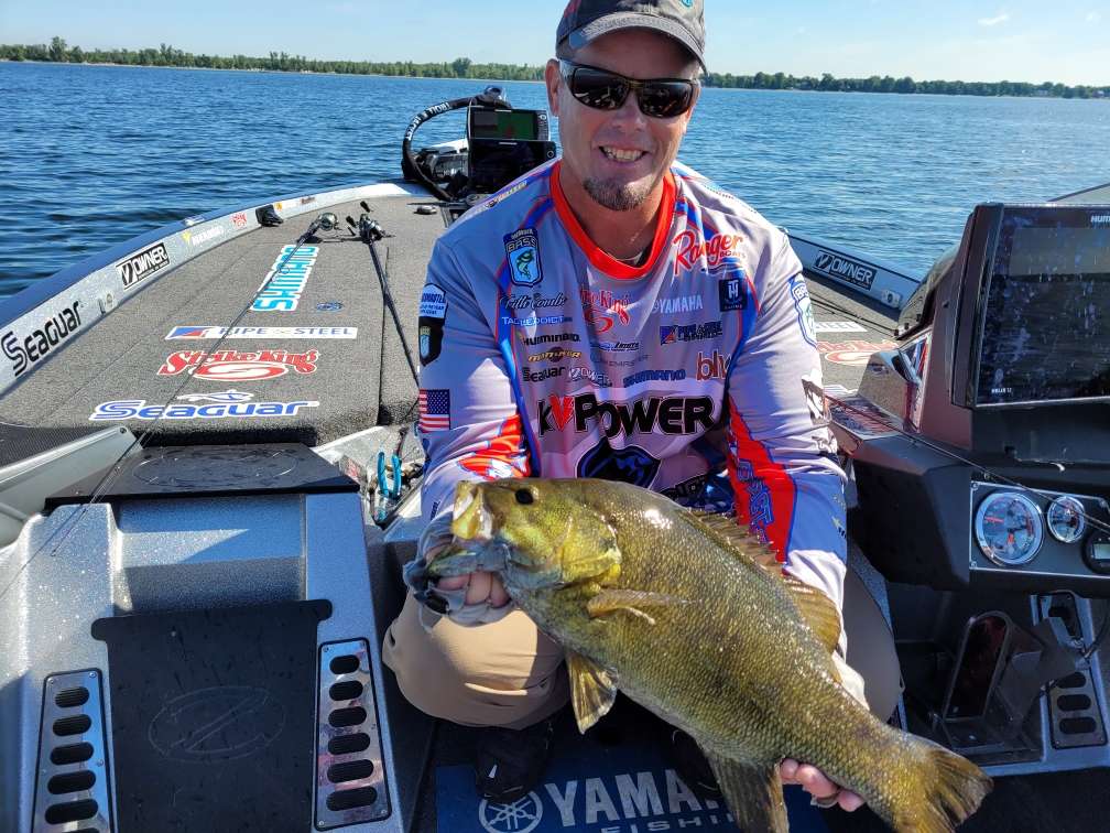 Standing 19th, Keith Combs reached the final day with the big bag of Day 3. He had the Phoenix Boats Big Bass of the day, a 5-pounder, in catching 20-14. He climbed to third place, just 3-10 out of the lead.