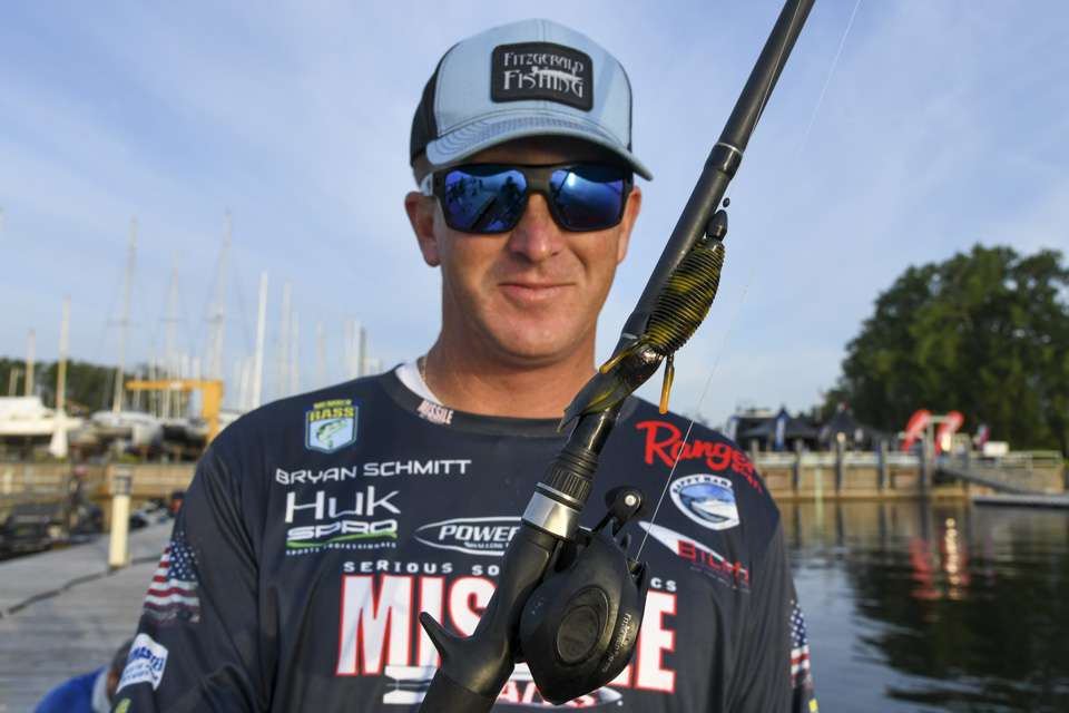 Schmitt used a Missile Baits D Bomb, in the new Texas Toast pattern, with a 5/0 FPP Hayabusa Straight Shank Hook, and a 5/16-ounce Reins Tungsten Weight.  