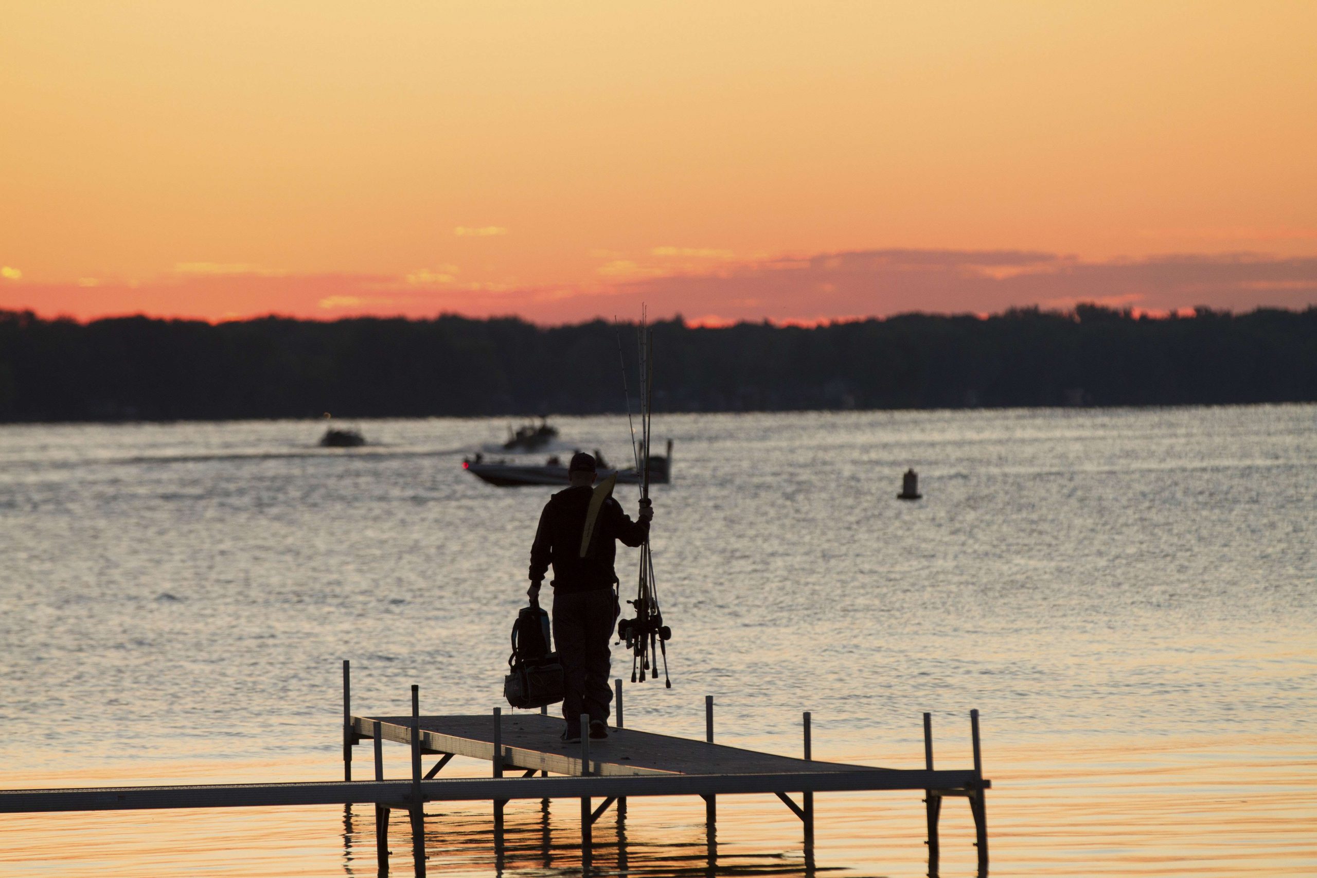 <h4>18. Oneida Lake, New York </h4>[79.8 square miles]<br>  If you enjoy catching scads of quality smallmouth and largemouth bass, Oneida is where itâs at. Smallmouth are more abundant, but largemouth do win tournaments here. The weights are always tight, even in major professional events, because limit catches are the norm. A 14-boat team tournament in late June 2020 was typical. The heaviest limit weighed 17.35, followed by 16.84 and then 16.08.
