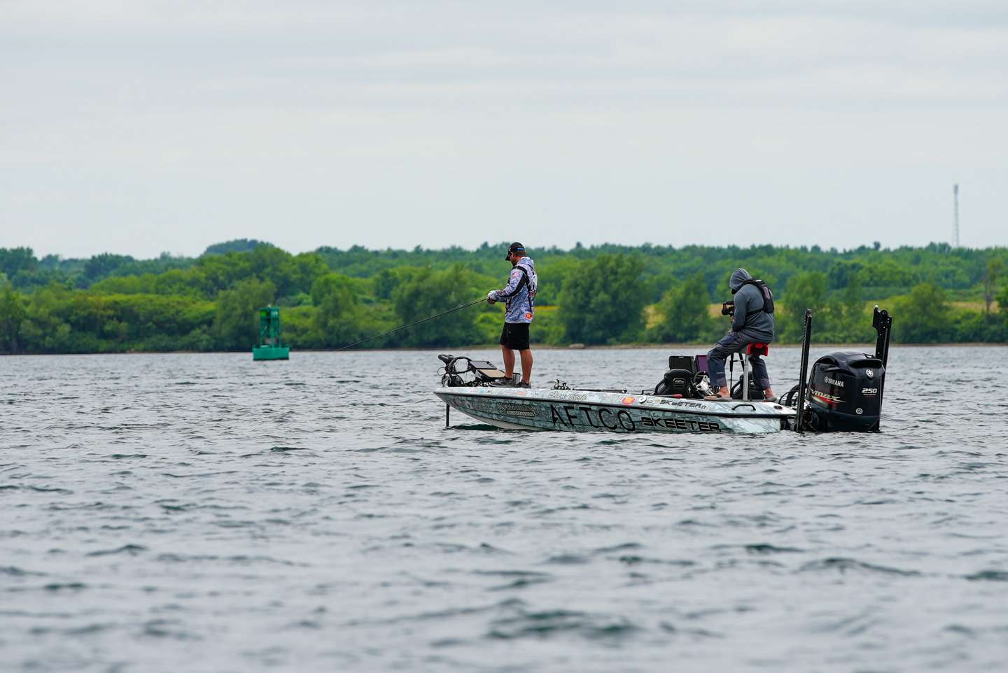 Catch up with Drew Cook and Harvey Horne as they bring 'em in late Day 2 of the 2021 Farmers Insurance Bassmaster Elite at St. Lawrence River!