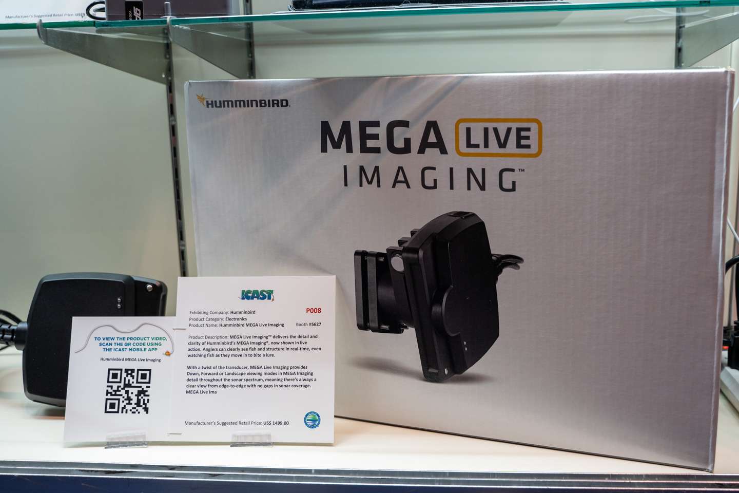 <b>Humminbird MEGA Live Imaging</b><br>  Delivers the detail clarity of Humminbird's MEGA Imaging, now shown in live action. 