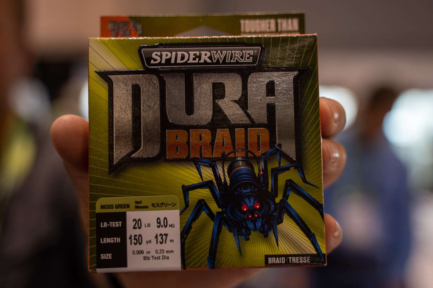 <b>SpiderWire DuraBraid</b><br>  25% more abrasion resistant than leading competitors.