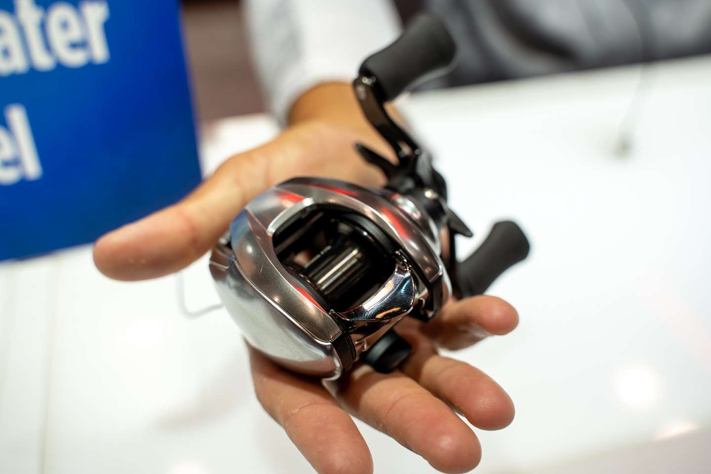 <b>Daiwa Zillion SV TW</b><br>
The Daiwa Zillion SV TW won the award for Best Freshwater Reel. Daiwa enhanced their already proven Zillion line of reels with this stylish and durable reel. 