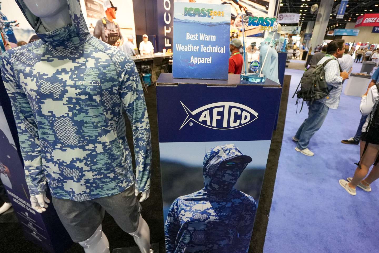 The AFTCO Adapt Tactical Phase Change Hooded Shirt won the award for Best Warm Weather Technical Apparel. 