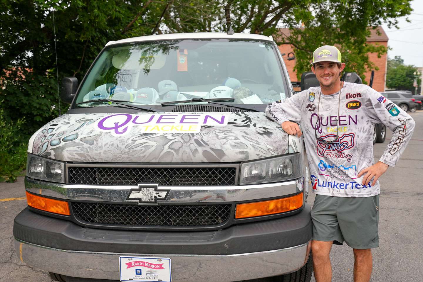 KJ's father, Jeff Queen, suggested the idea of getting a van shortly after KJ qualified for the Elite Series in 2020. KJ was skeptical of the idea, but after finding a great deal on a slightly used van, he was all about it. 