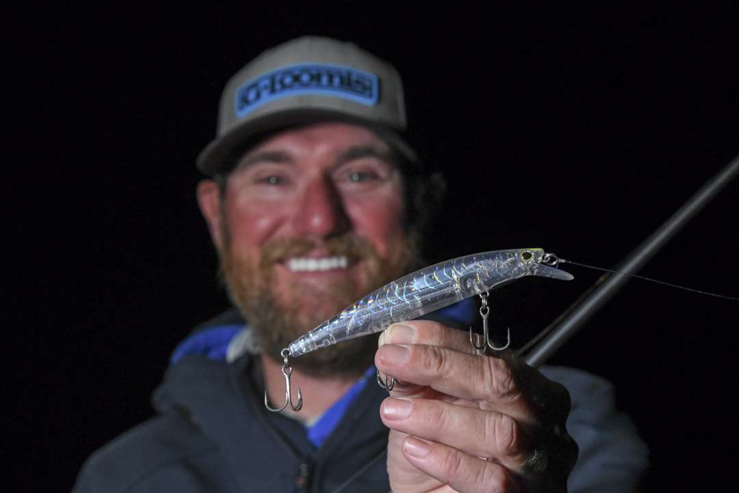 That choice was the new Shimano World Minnow 115SP, featuring technologies that provide greater casting distance and more lifelike appearance. He added an additional weight below the head to make the bait quickly reach the cane pile strike zone. 

