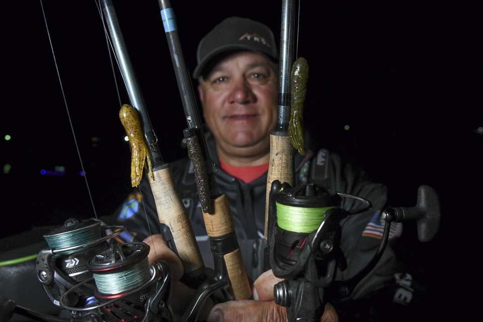 <b>Gary Adkins (6th; 72-5)</b><br>
Adkins used a pair of different tubes as well as a Z-Man Finesse TRD. 