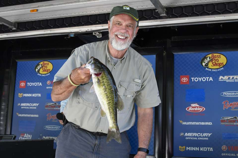 O'Neil Williams, 44th place co-angler (6-10)