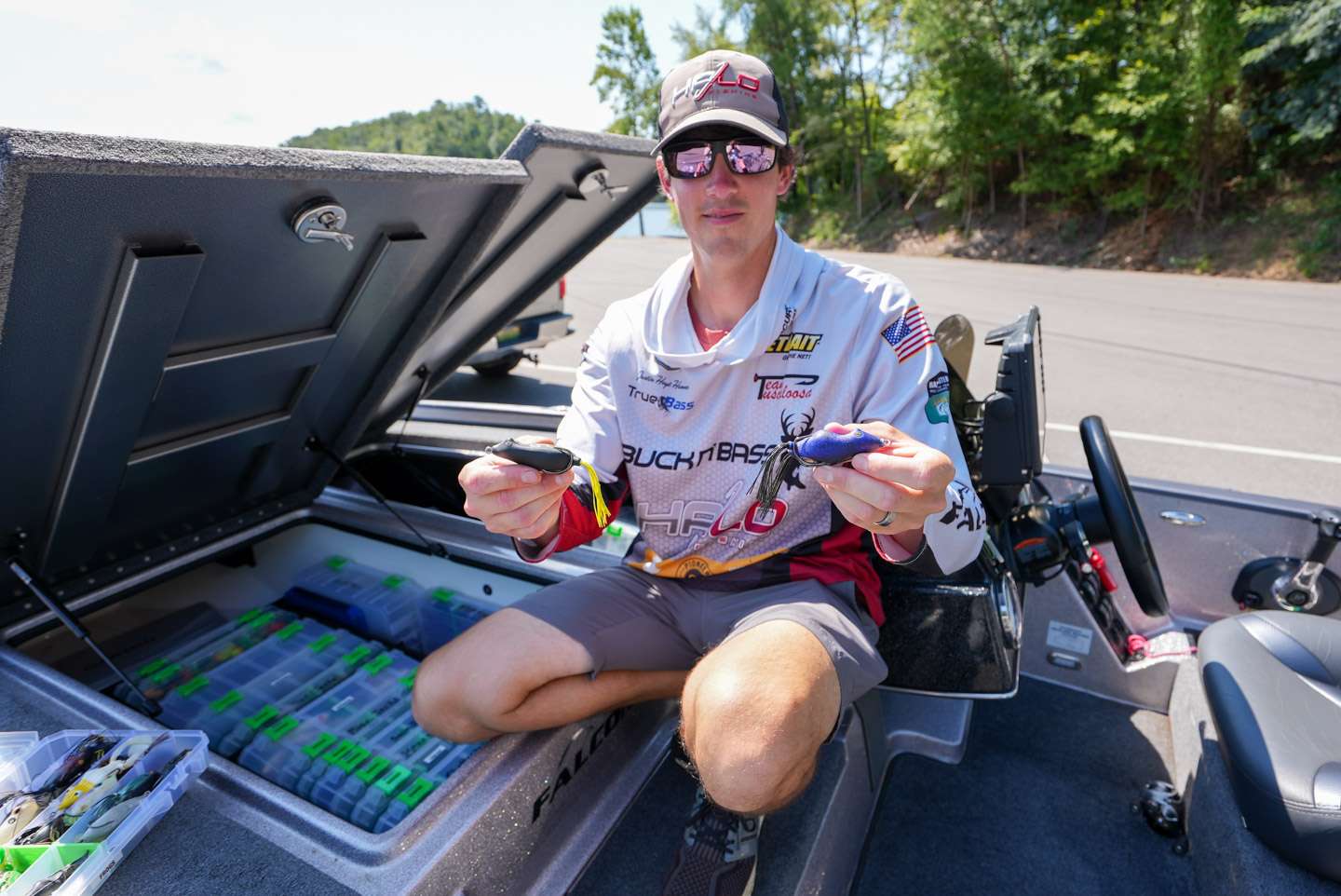 Next, Hamner pulls out two of his favorite frogs â the Snag Proof Phat Frog and the Snag Proof Bobby's Perfect Frog. 