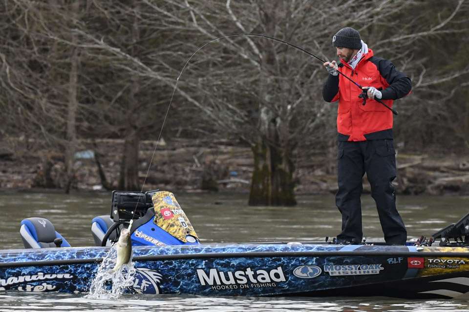 <h4>Brandon Lester</h4>
Fayetteville, Tennessee<br>
Qualified via the 2021 Bassmaster Elite Series  <br>
2021 AOY Rank: 17 (571 points)