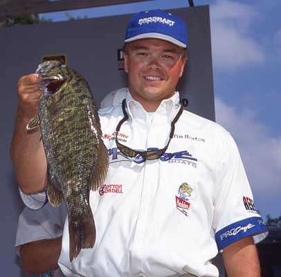 <b>2000</b><br>There was still room for the young, hungry and talented. In 2000, Tim Horton was the first rookie to ever win the AOY title. 