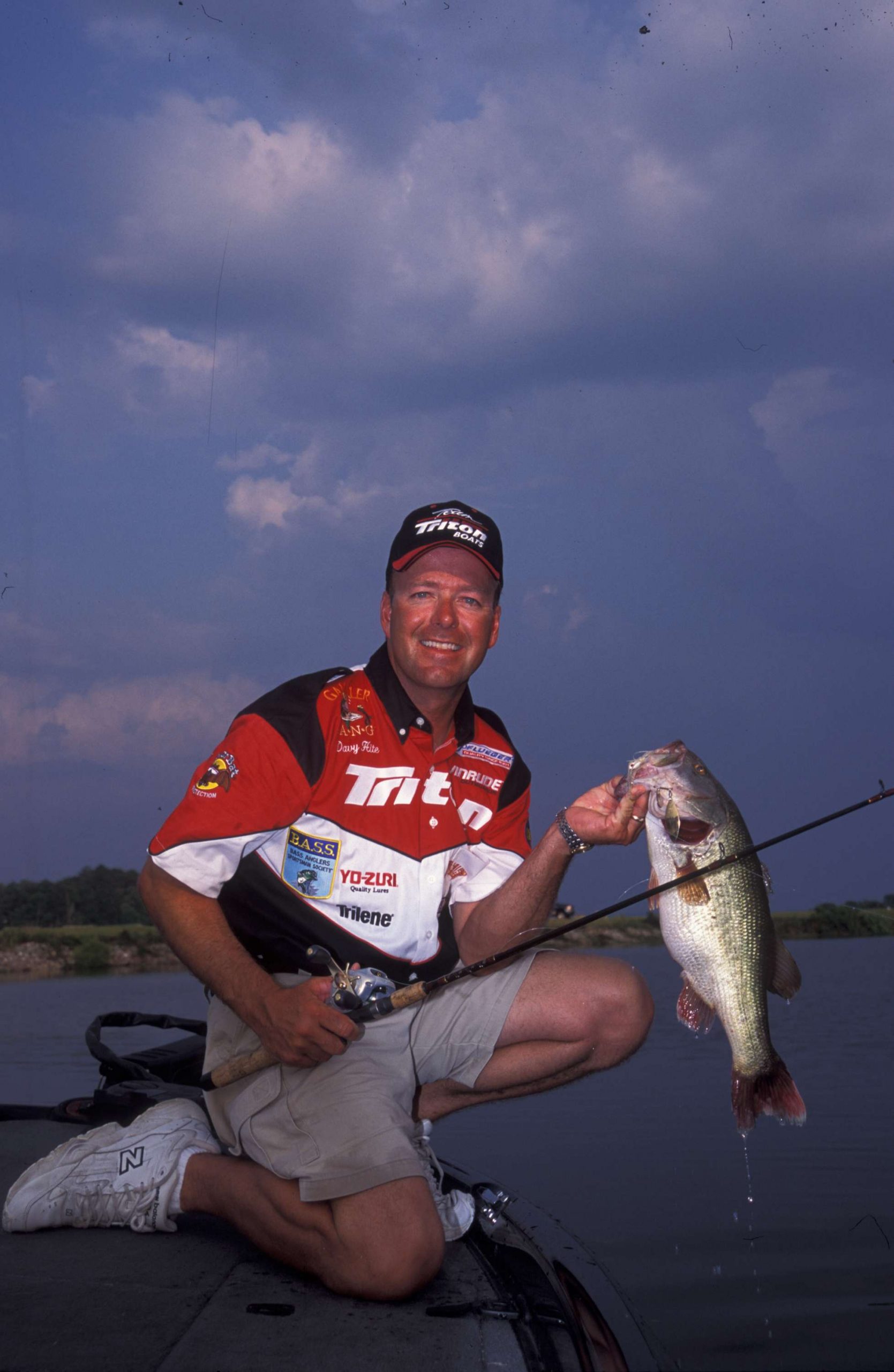 <b>2002</b><br>With his lead, Hite had the luxury of not needing to fish the final event, securing the title on the next-to-last event. 