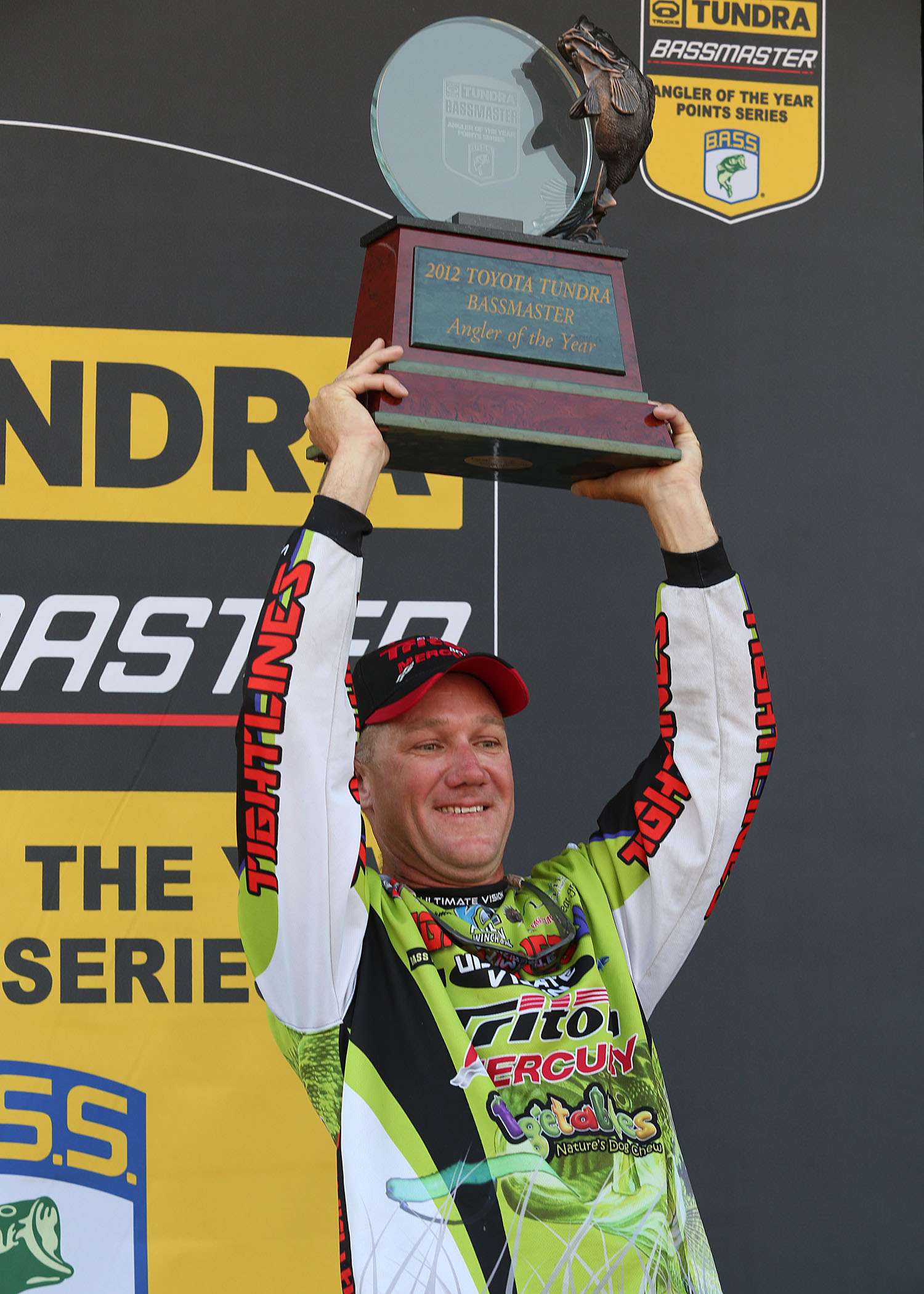 <b>2012</b><br>Chapman's season was capped by a win on Toledo Bend, but his season was even more impressive with a Bassmaster Open win on Lake Lewisville. He wound up in a tie and won the fish-off.