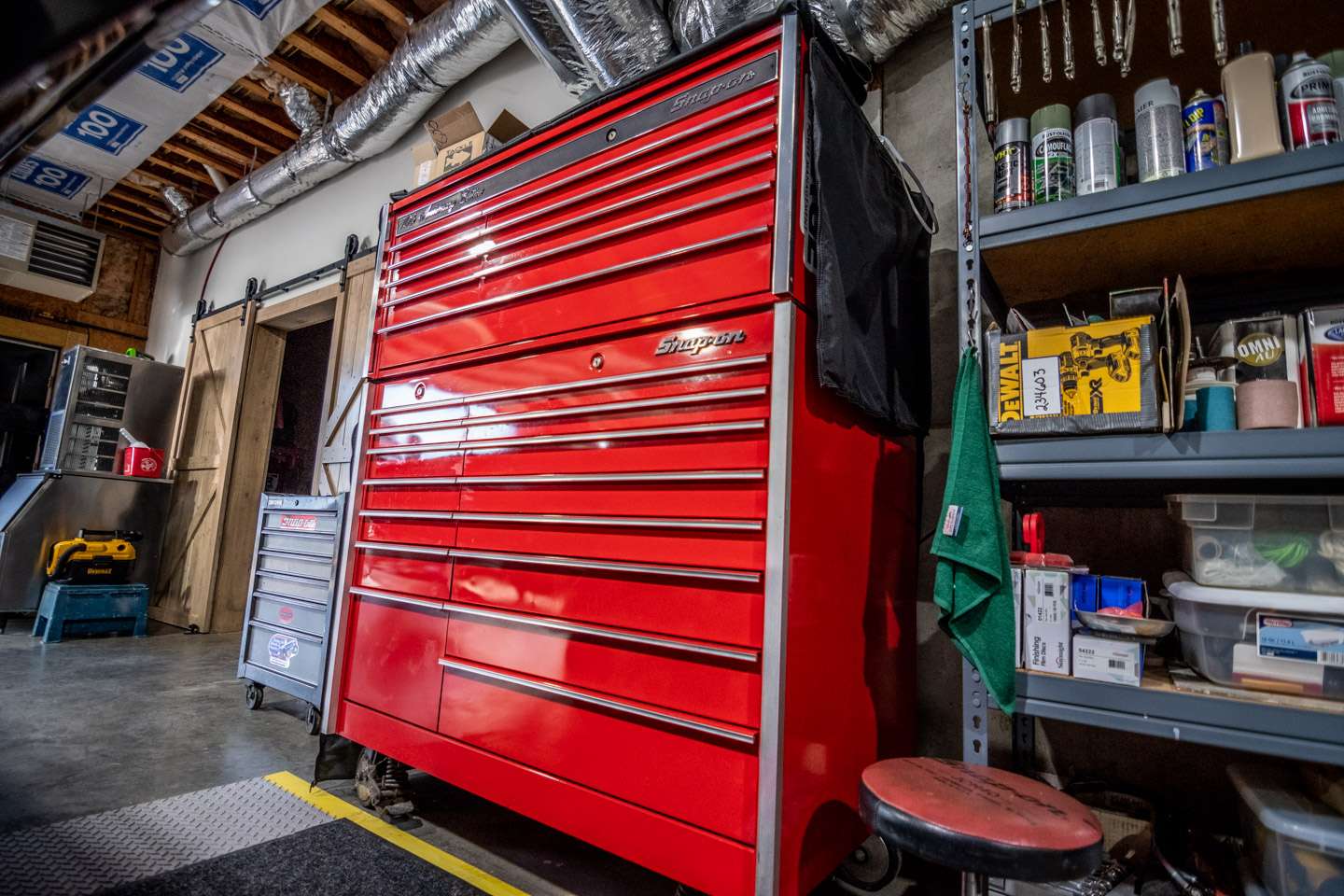 No garage is complete without a large toolbox. Auten’s Snap-On toolbox has been with him since his 18-year run as a master mechanic for Chevrolet. 