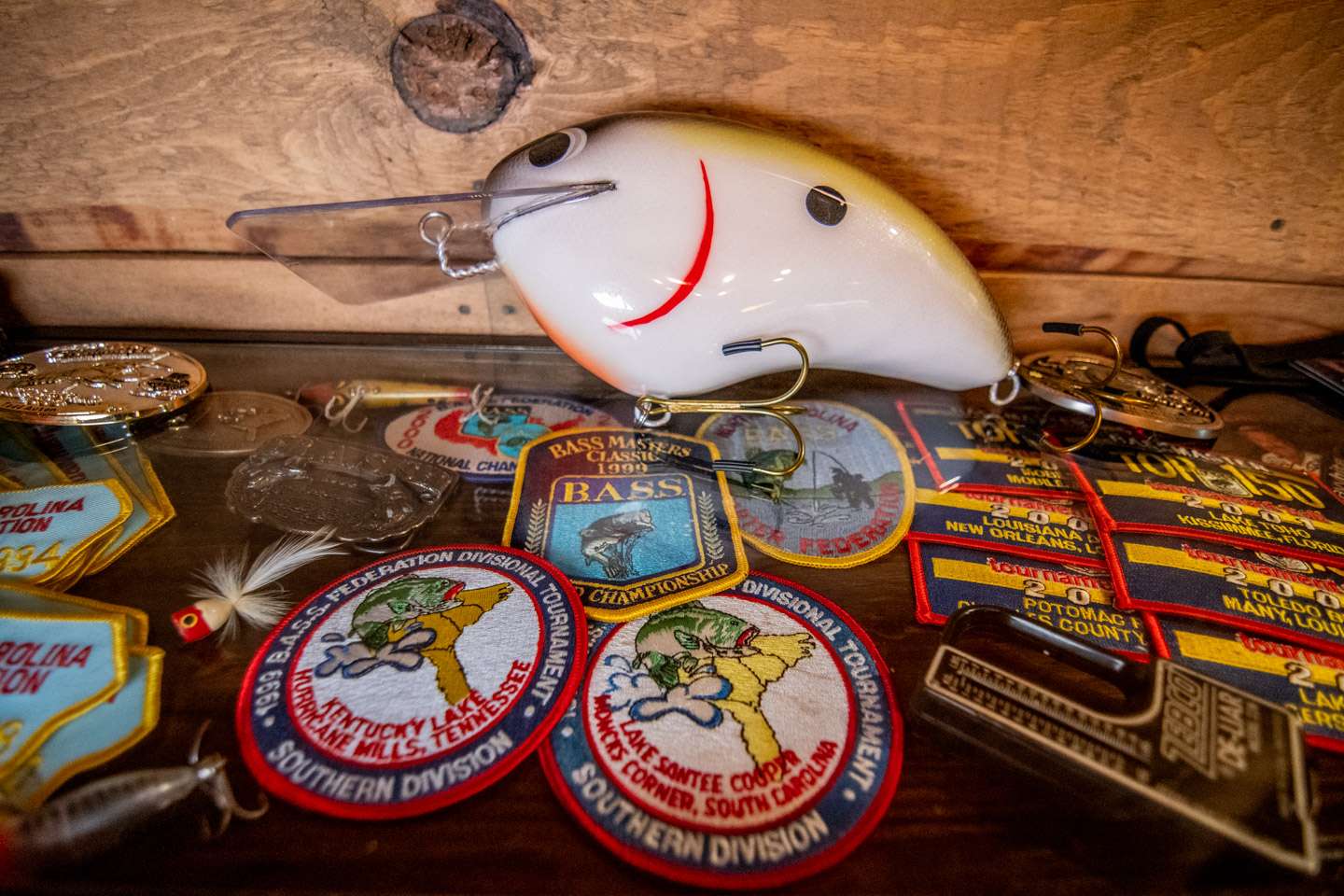 A 1999 BASS Masters Classic patch, a few B.A.S.S. Federation patches and a giant square bill replica made by a friend add to the nostalgic look. 