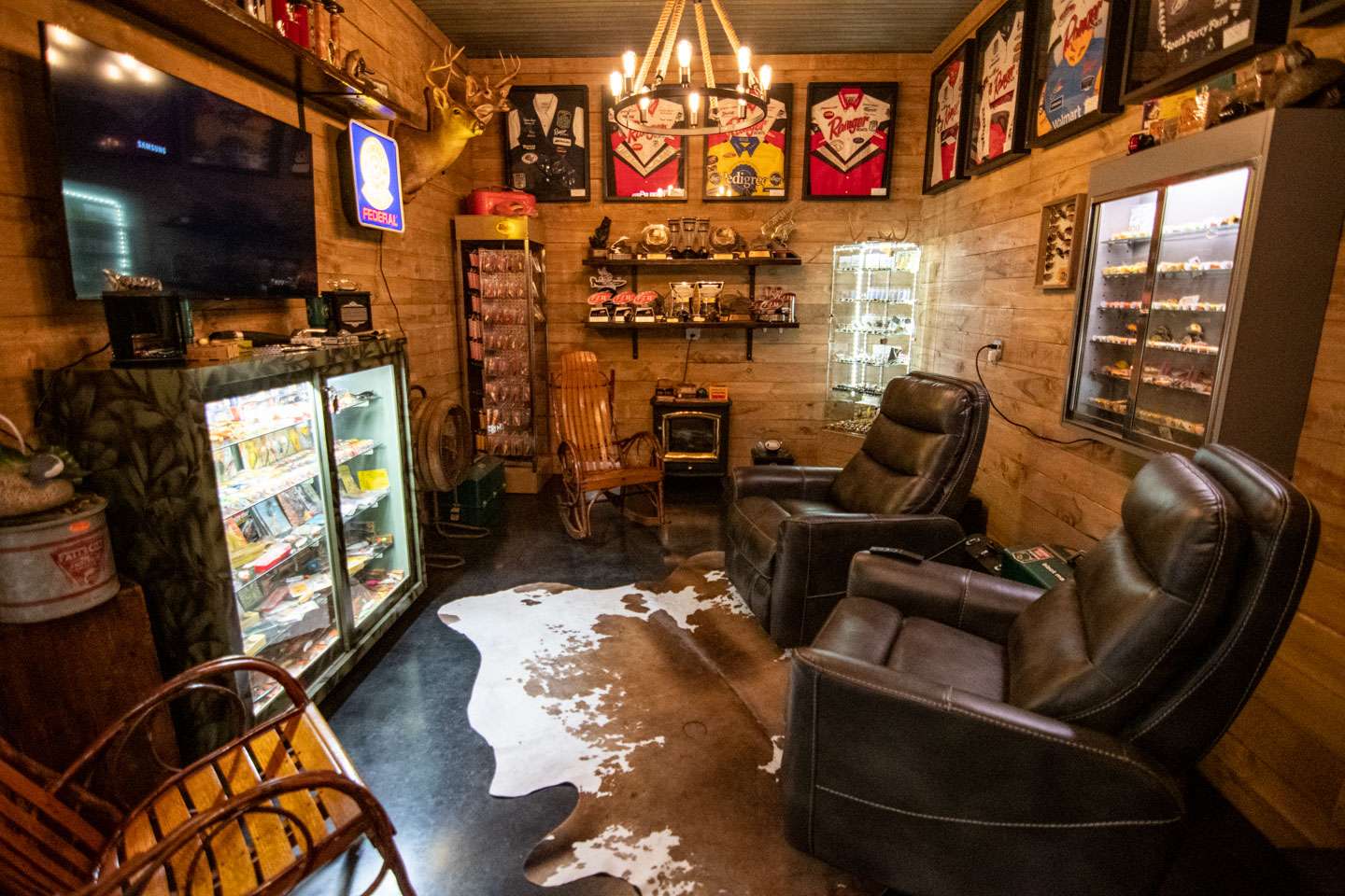 <p>A man cave full of stories, art, history and of course, fishing. If you missed the tour of the main man cave area, <a href=