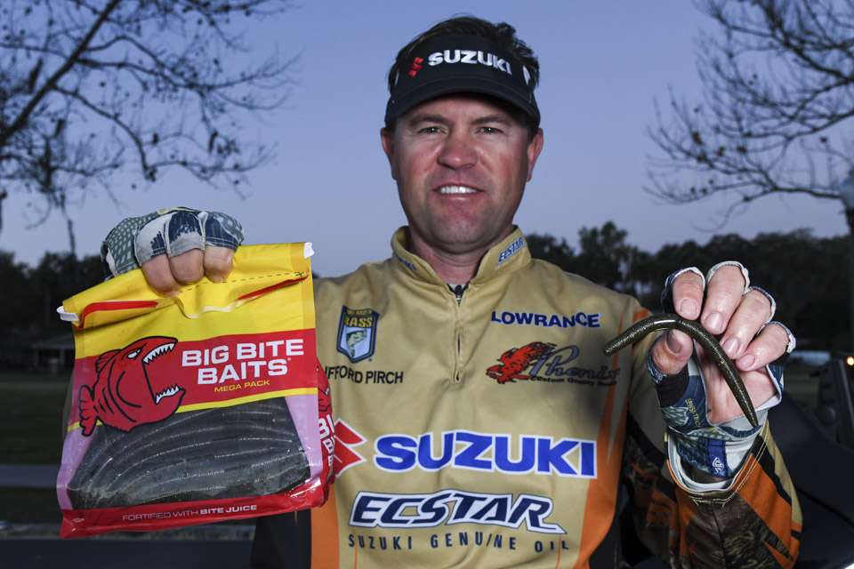 A Big Bite Baits Trick Stick, rigged wacky style on a No. 2 Gamakatsu G-Stinger Hook, did the trick for roaming bass in the spawning areas.  