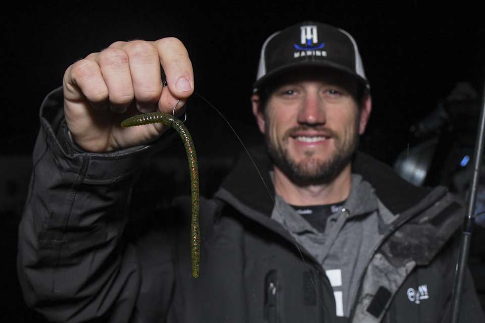 For subtle bites, he opted for a YUM Finesse Worm, rigged wacky style on a No. 1 Gamakatsu G-Finesse Hook. 
