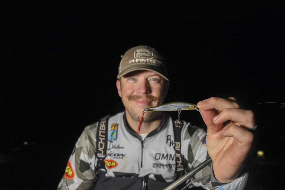 He chose a Rapala RipStop, appropriately named for its secondary lip at the rear of the bait, preventing forward travel after each twitch for a unique action. Walters used sharp jerks of his rod tip over aggressively feeding bass for reaction strikes.  