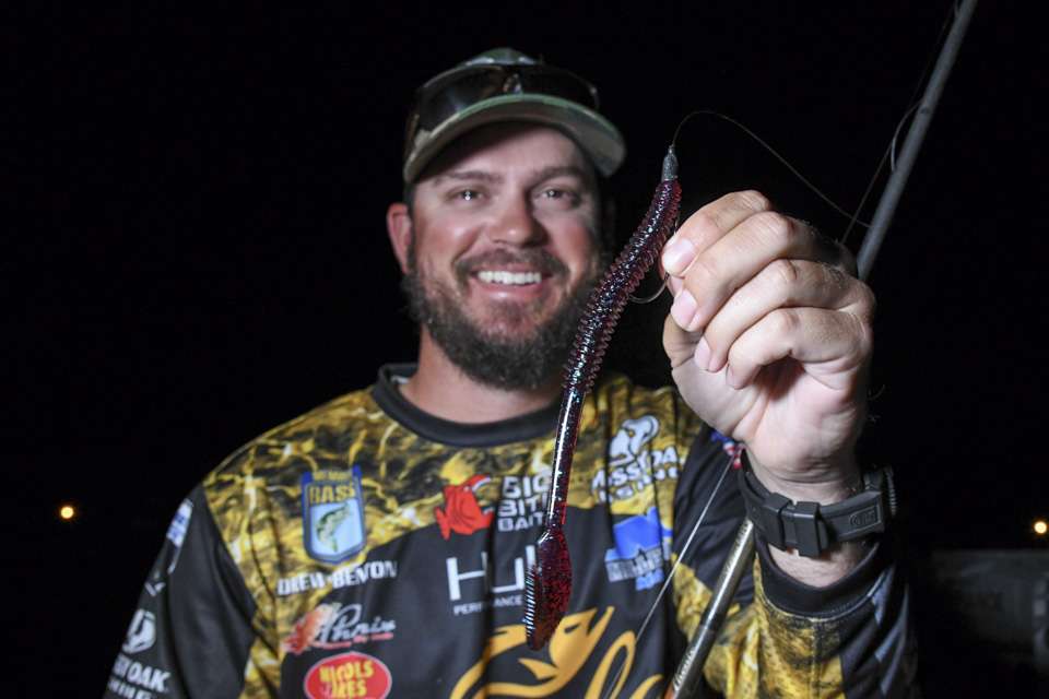 Alternatively, Benton used a Big Bite Baits Swim Worm, rigged on a 4/0 Owner Wide Gap Worm Hook, with 1/4-ounce weight.  