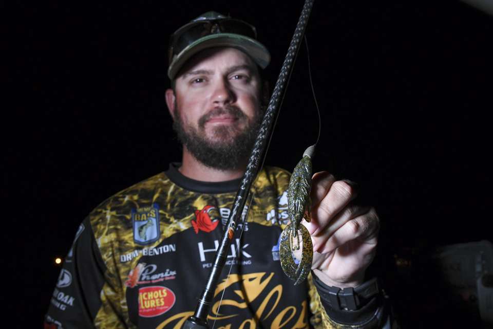 When encountering bedding bass, Benton used a Big Bite Baits Fighting Frog, rigged on a 4/0 Owner Wide Gap Worm Hook, with 3/8- and 1/4-ounce weights. 