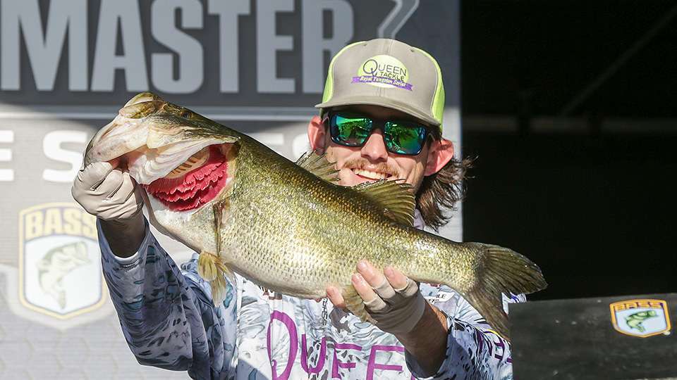 On Day 1, 89 of the 94 competitors landed limits with the average fish weighing 2.9 pounds. KJ Queen started in the middle of the pack with 15 pounds, 5 ounces, but without this 7-4 the North Carolinian would have been hard-pressed to make the cut. With growing limits, 17-1 before another lunker helped him to 20-1 on Day 3, Queen missed the Top 10 cut by 6 ounces to finish 11th. 