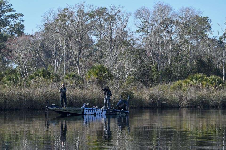 We eased off to work up the morning gallery, and the wind still had not started blowing. But Downey didn’t seem inclined to give up on his honey hole. “This is where I caught all my fish yesterday,” he said.