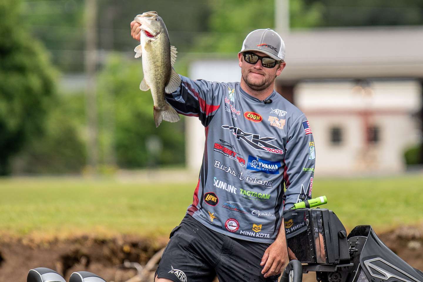 <b>Wes Logan</b><br />
Qualified via the 2021 Bassmaster Elite Series<br />
” class=”wp-image-567983″ width=”1440″ height=”960″/><figcaption><b>Wes Logan</b><br />
Qualified via the 2021 Bassmaster Elite Series<br />
</figcaption></figure>
<figure class=