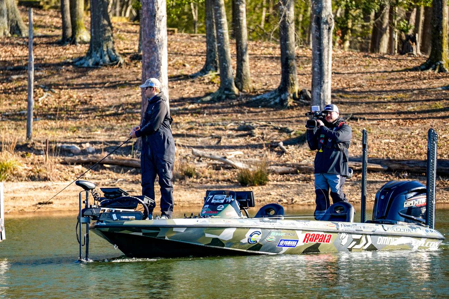 Walters told me at takeoff that he was definitely going to mix in some dock fishing as well. Keeping an open mind, the South Carolina native fished a stretch of docks mid-morning. 