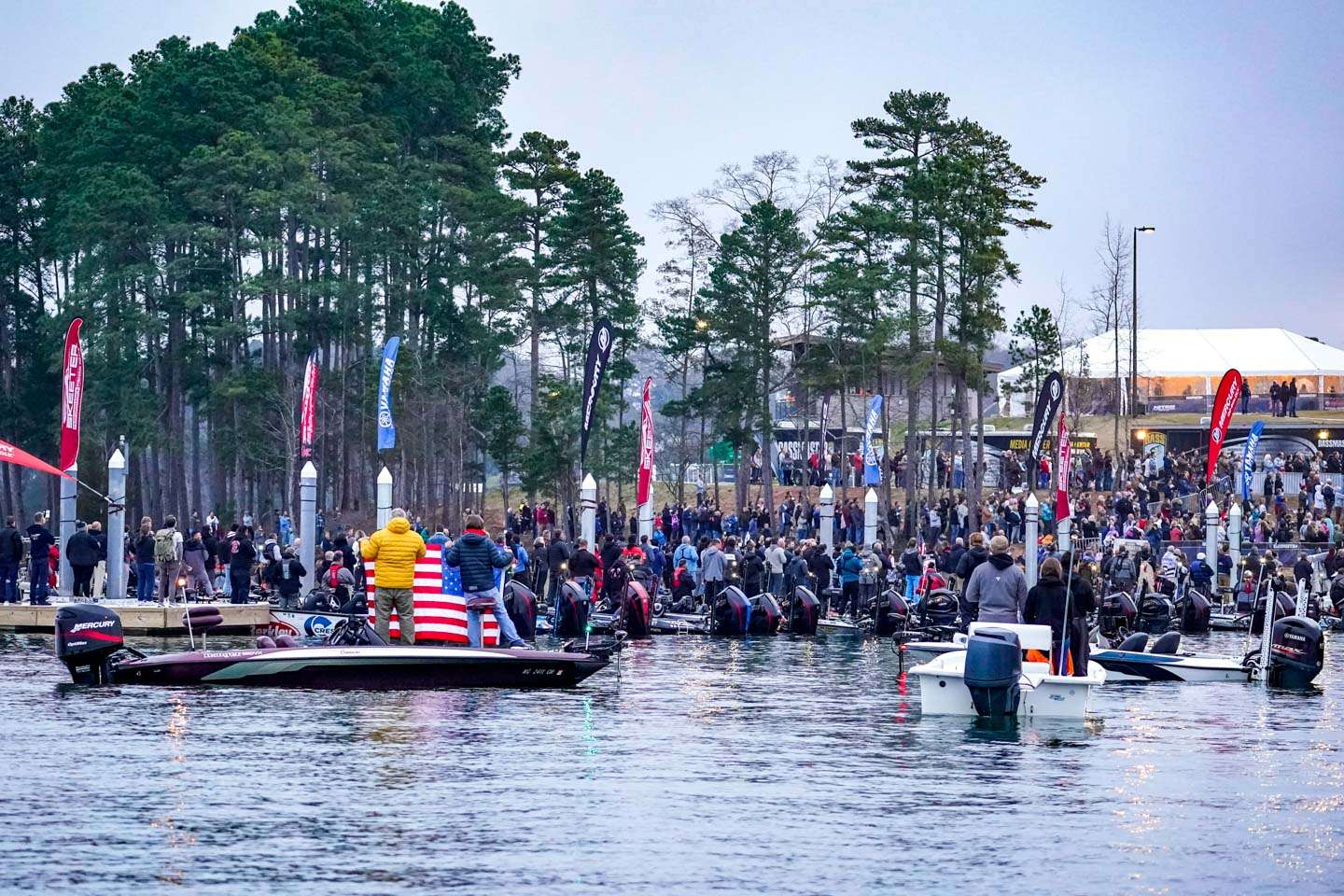 Day 2 of the Academy Sports + Outdoors Bassmaster Classic presented by Huk began just like Day 1, with an electric takeoff at Green Pond Landing on Lake Hartwell. 