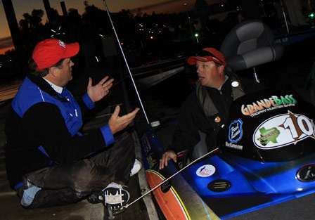 2009 Central Opens: Atchafalaya Basin Day Two launch - Bassmaster