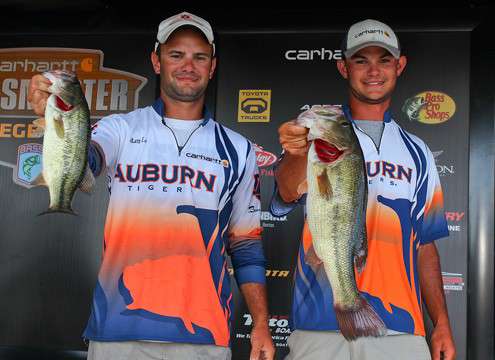 Bomber signs Lee brothers - Bassmaster