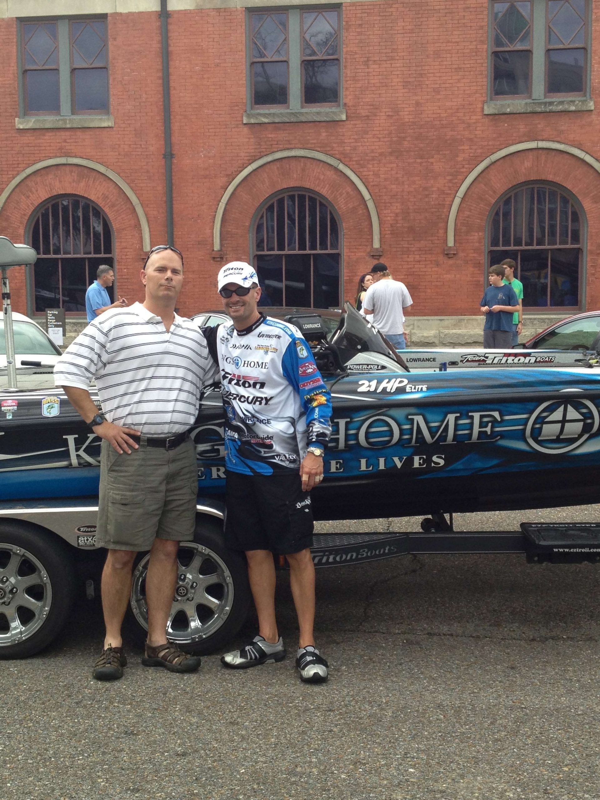 Randy Howell Boat Giveaway This Weekend