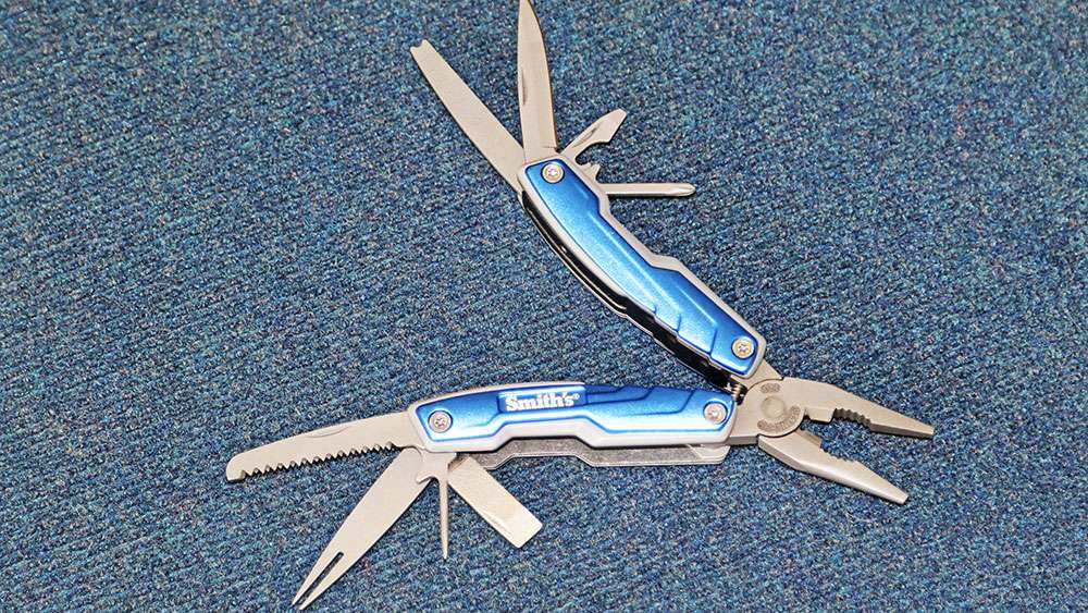 Gear Review Smith’s Fisherman’s MultiTool Pliers Bassmaster