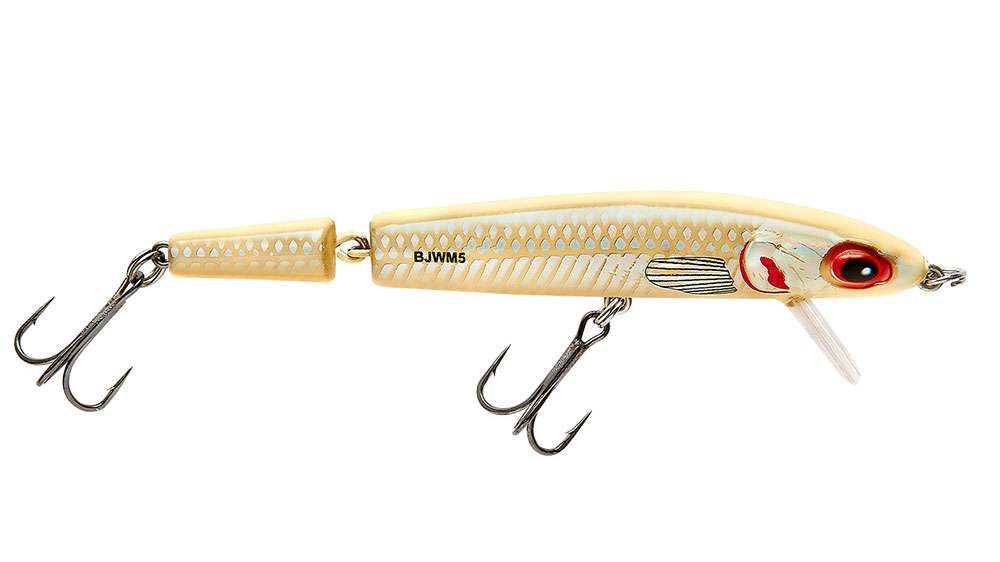 Gear Review: Bomber Lures Jointed Wake Minnow - Bassmaster